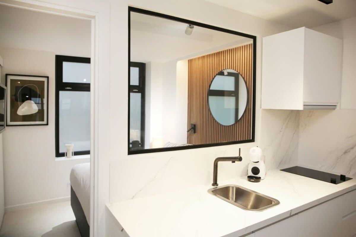 Logement Ideal En Famille - Porte Du Marais - 6P - Flat-Guest Parigi Esterno foto
